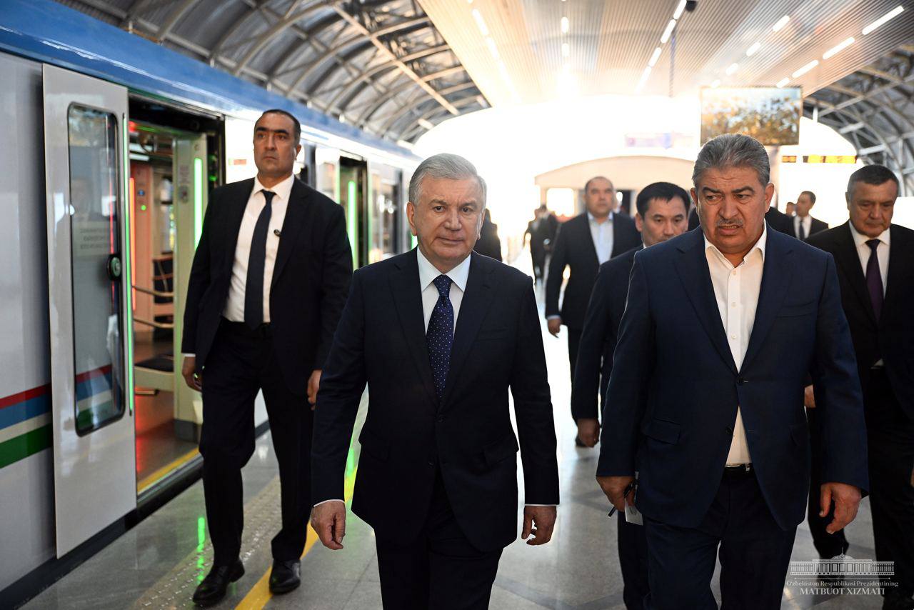 President Mirziyoyev rides Tashkent metro to inaugurate its completion